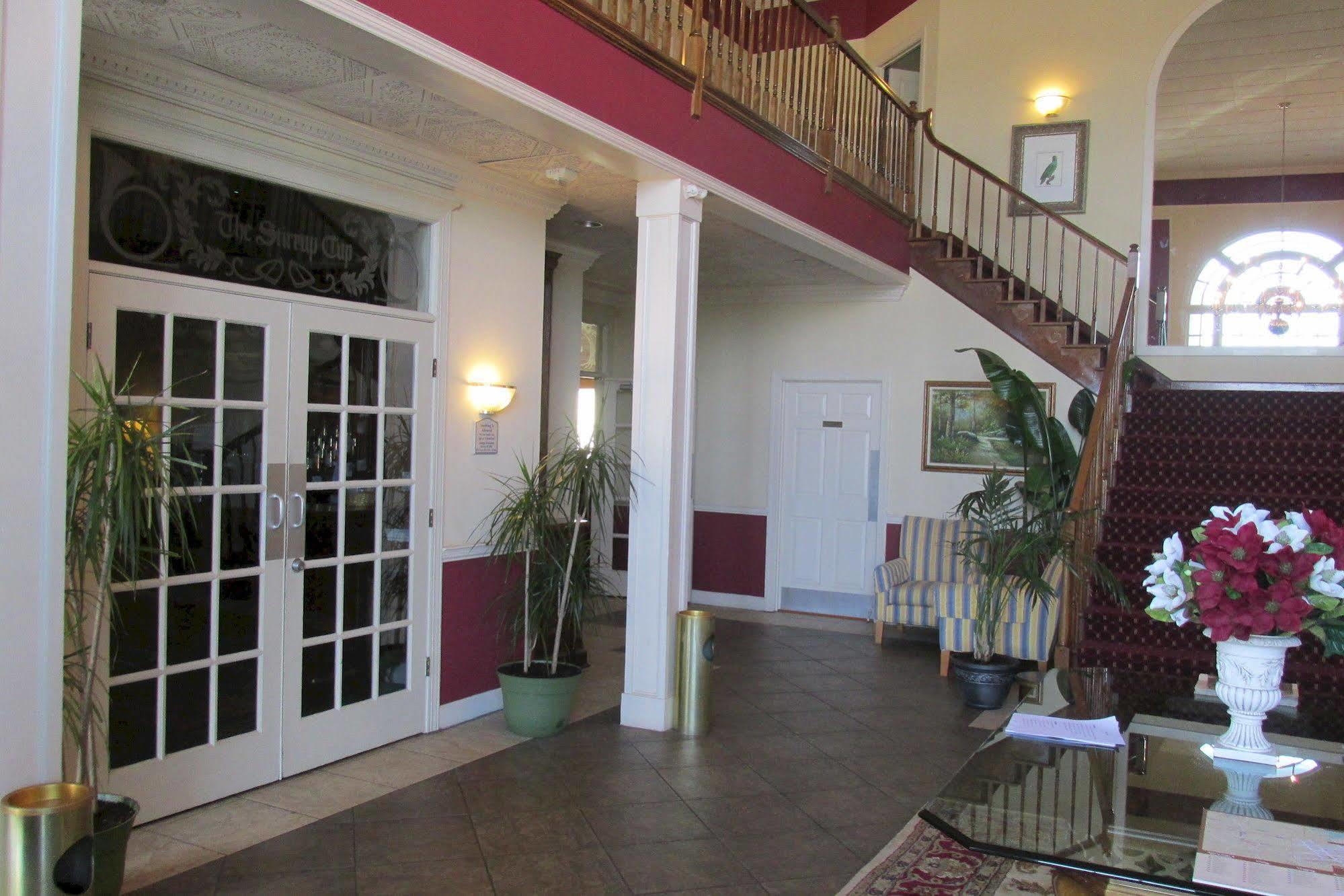 White Columns Inn Thomson Zewnętrze zdjęcie